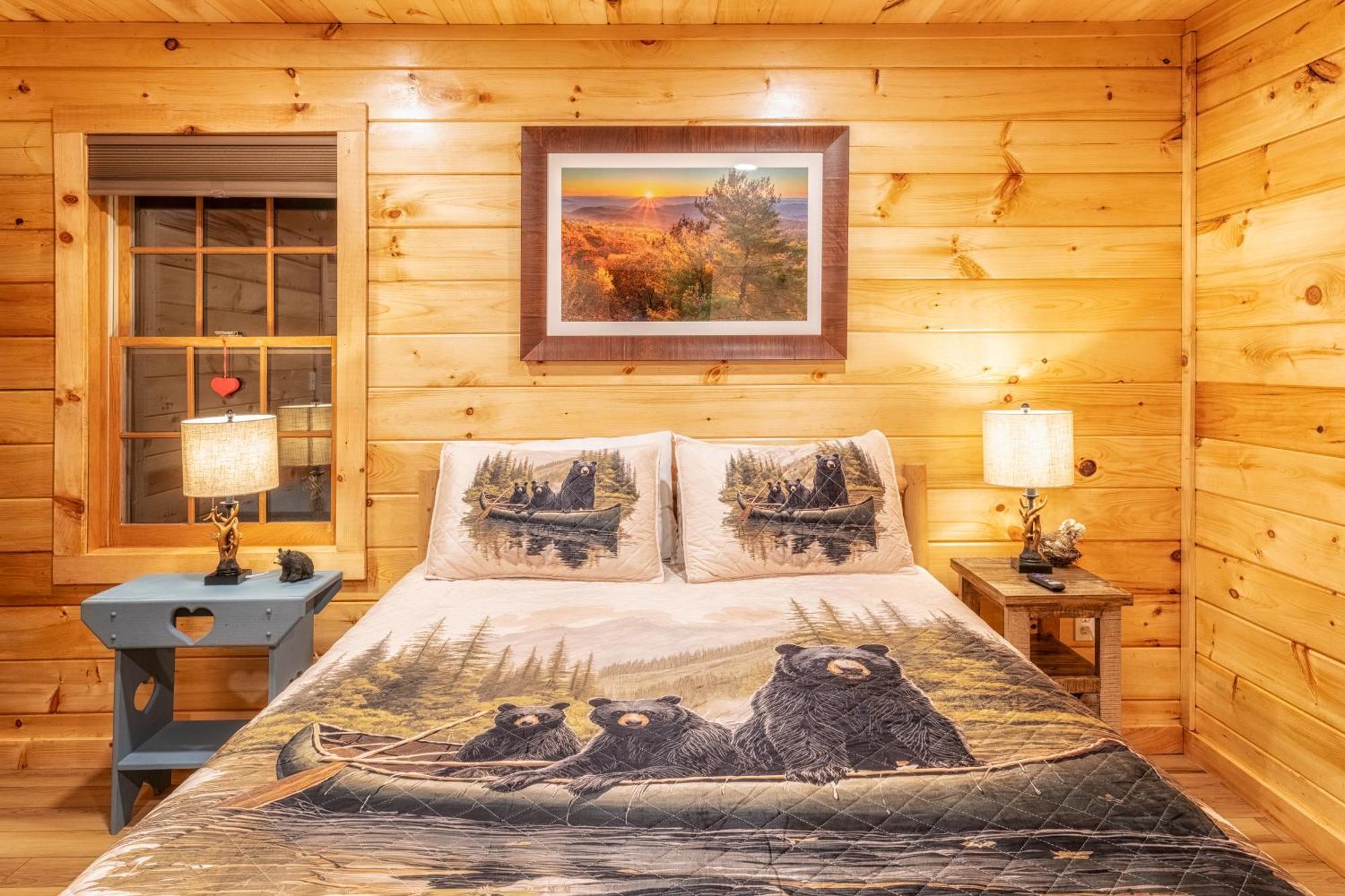 Real Log Cabin With Amazing Views, Hot Tub, Sauna, Games 개틀린버그 외부 사진